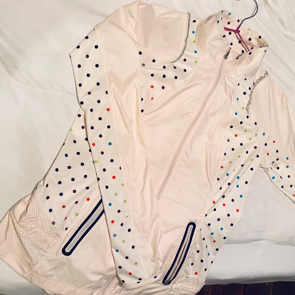 NWOT LuluLemon Seawheeze Nothin But Run Jacket